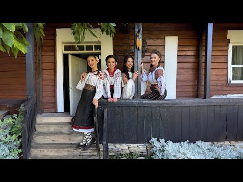 Francisca and Fetele din Botoșani