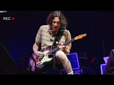‘New Wet Sands’ Incoming! John Frusciante Writing New Music, Says Anthony Kiedis! (October 10, 2025)