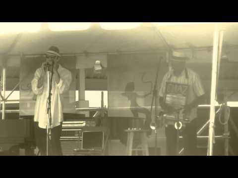 Washboard Chaz Blues Trio at Jazz Fest 2013 04-26-2013 Rock Me To My Soul