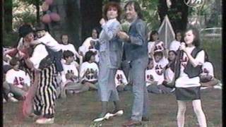 Andreea Balan la 10 ani - Prima aparitie tv in 94 la BaDaBaNu Tvr1