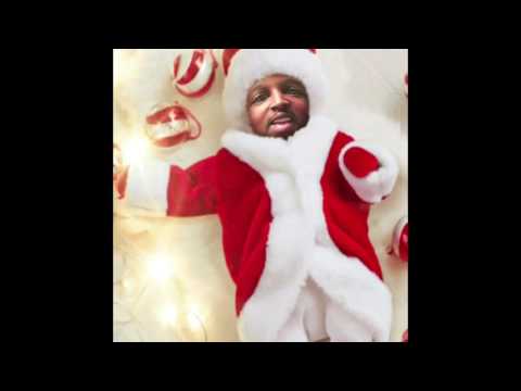 Tried To Take Lil Baby Stranger Maka To Take X-Mas Pics Smh....