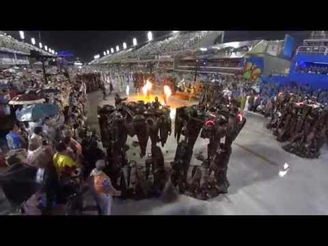 Mocidade Independente 2015 - Início do Desfile