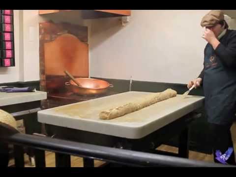 Cómo se hace el fudge en Fudge Kitchen, Canterbury  - Vivir Europa