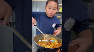 Download lagu Red and white firecracker noodles #snacks #abdikulinertv #kingabdi mp3