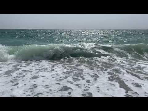 Vagues plage de Kerminihy été 2021