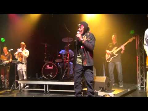 Black Thunder & Reggae Warrior Present : Cry For Africa - Tenement Yard Live