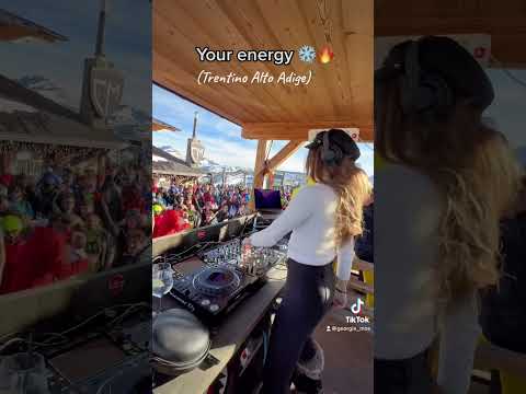 Georgia Mos- Apres ski 💣❄️ #georgiamos #apresski #party #djset