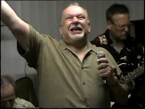 Don't Fight Girls Polka -  Dynatones - Broadway Grill Reunion - 2007