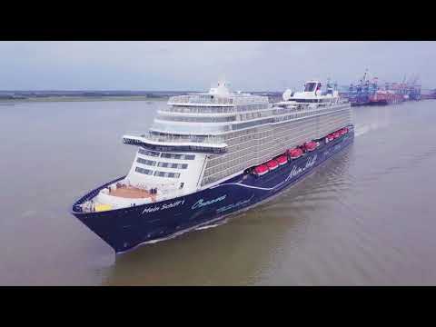 28.08.2018 Mein Schiff 1  Bremerhaven