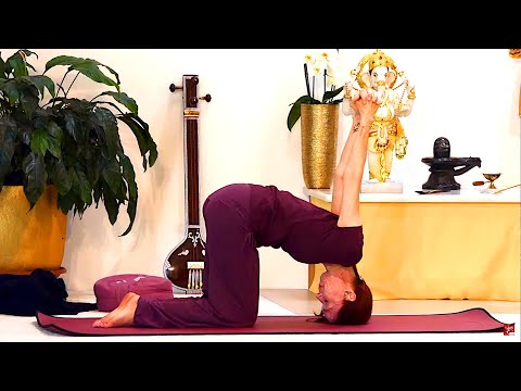 Mantra Yogastunde mit Sarada und Krishnapriya - Live 16:15 Uhr 06.06.2020