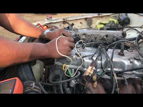 Encendiendo la toyota sin conputadora! Pulsando los inyectores #22re #toyota #offroad#fyp