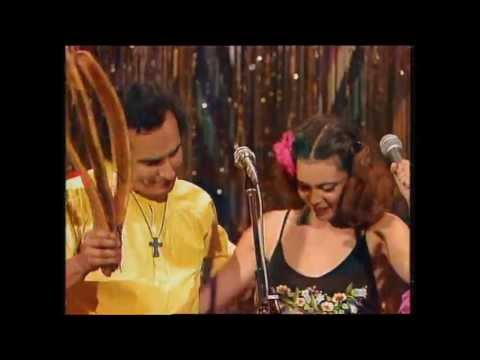 Carlos Mejia Godoy y los de Palacagüina con Elsa Baeza - El Cristo de Palacagüina HD (Alta Calidad)