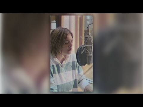 Videoclip de La fille (Session rue Boyer) — Louane