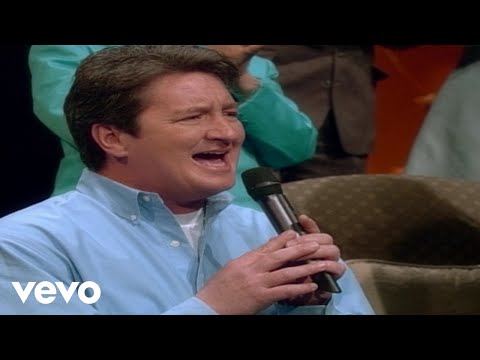 Bill & Gloria Gaither - One More River [Live] ft. Woody Wright