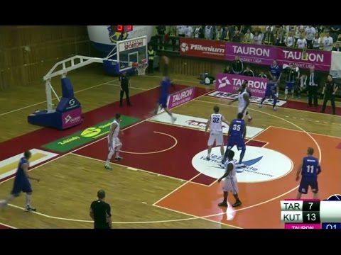 Patrik Auda - efektowny wsad - Polfarmex Kutno