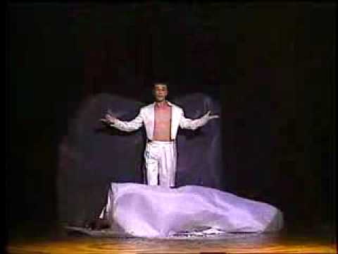 Quick Change Artist Arturo Brachetti