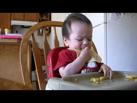 Taren 9 1/4 months: Pat-a-cake