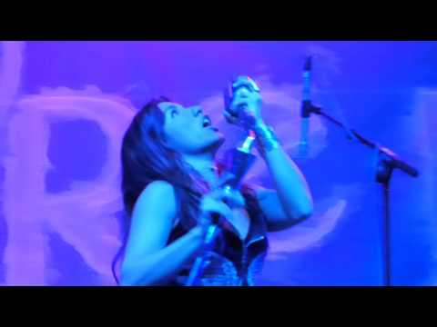 FYRE! - Alejanda Burgos - No Happiness (Live) @ Frankfurt Jahrhunderthalle 26.01.15 *HD*