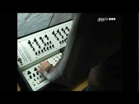 Oberheim Four Voice 8 oscillator bass