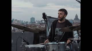 Under The Reefs Orchestra – “Ants / Heliodrome” A Rooftop Session –