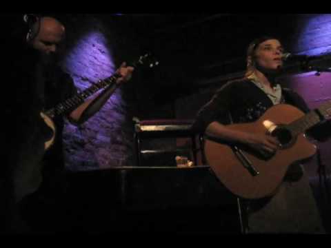 Dana Falconberry - "Baby Blue Sky" - Rockwood Music Hall, 12/11/08