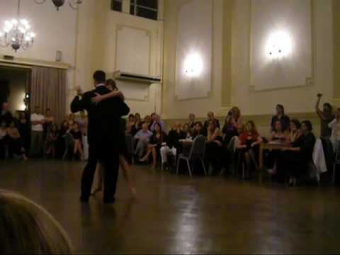  Andrea Misse  and  Javier Rodriguez  are  dancing  to  the  milonga  "  La Cicatriz  "