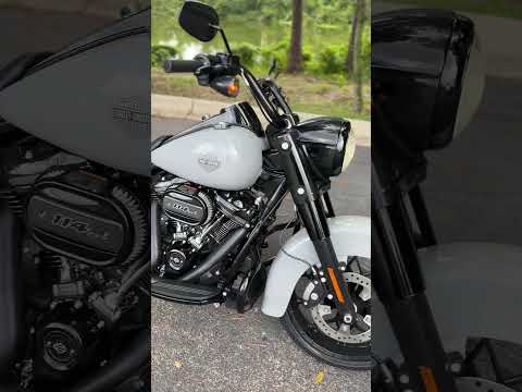 FLHRXS 2025 Road King™ Special