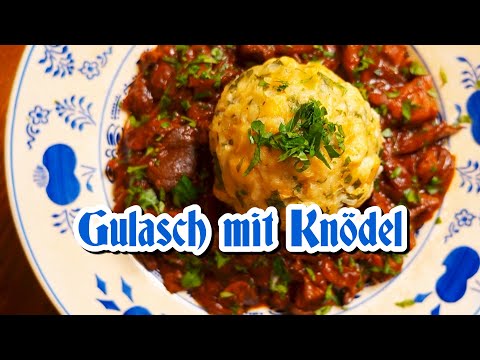 Mushroom goulash with bread dumplings | Vegan Bavarian style