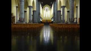 preview picture of video 'Abbaye Maredsous'