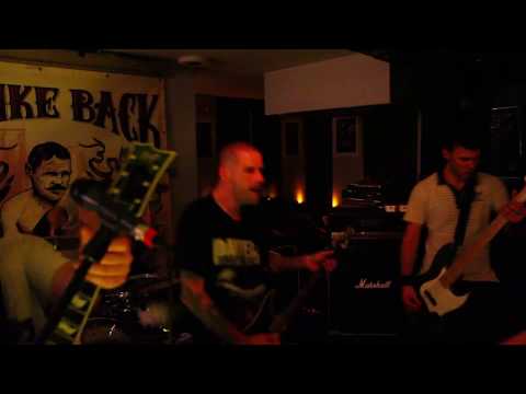 Strike Back - Le Comptoir Annecy 2011