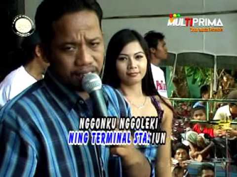 Acha Kumala feat Romli - Alun Alun Nganjuk "Pantura Live Kandang Mas Kudus 2009"