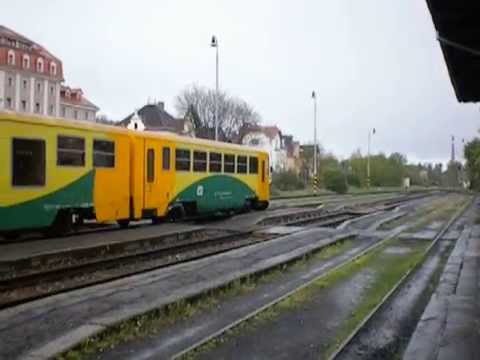 Odjezd vlaku Os 6133 z Litoměřic horního nádraží.