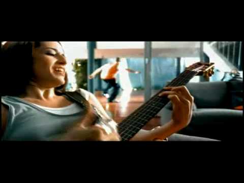 CLIPE - Fernanda Porto - "Sambassim"