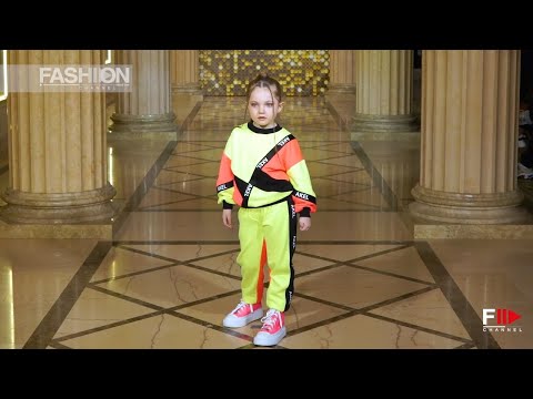 子供たちによる AKEL SPORT Odessa FW 2021 ファッションショー