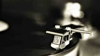 Le cop - Le roc move your body