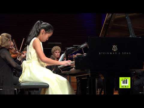 Ariya Laothitipong  (1st prize winner) Gala Concert perform Haydn Klavierkonzert D-Dur