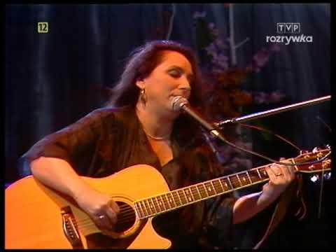 Martyna Jakubowicz – W domach z betonu nie ma wolnej miłości