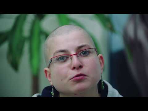 Łupież i włosy zaczęły wypadać, co robić Witamina B2 i włosy
