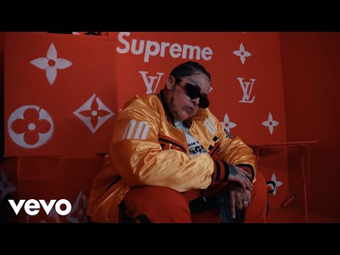 YoungFlakz18Hunnid - 43 ft. Juicy Child