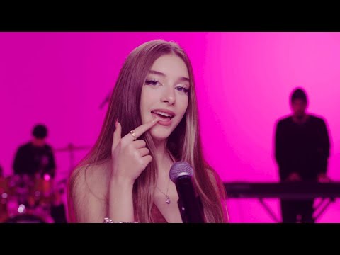 Efi Gjika - Bs & Butterflies [ Studio Session ]