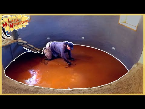 Earthen Cob Floor Installation  | Shae's Earthbag Bedroom | Weekly Peek Ep126