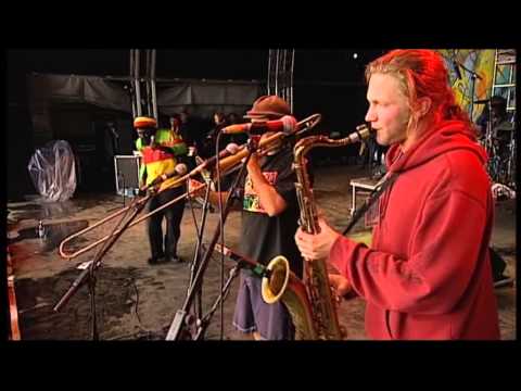 Mikey Dread - Bank Robber (Glastonbury 2004)