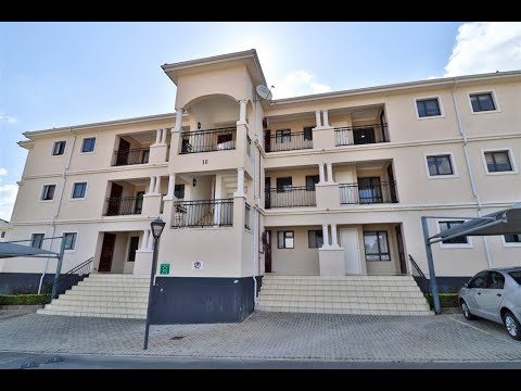 2 Bed Apartment for sale in Gauteng | Midrand | Halfway Gardens | 19 Emerald Gardens In |