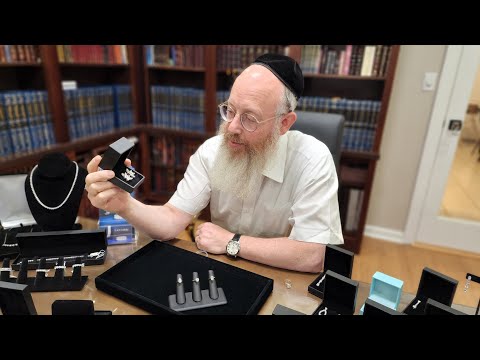 Discovering Lab-Grown Diamonds & Unique Kallah Rings - with Avrum Lipshitz, Owner of Gemuine Jewels