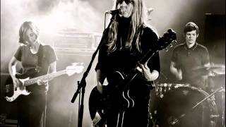 Electrelane: Gone Under Sea