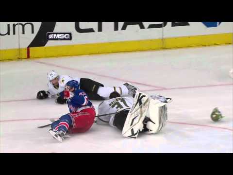 Carl Hagelin Charging Penalty - Stars @ Rangers - 12/13/2011