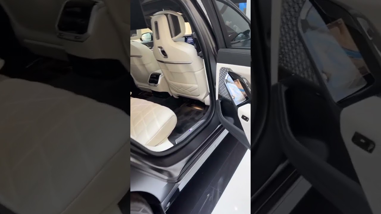 The New BMW i7 finished in Individual Frozen Black with the Theatre Screen#bmwuk #bmw #bmwi7 #bmwind