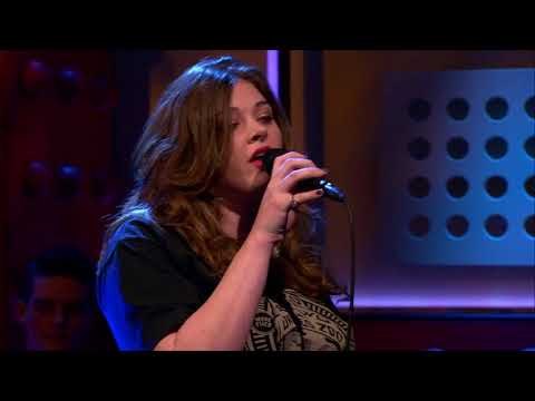 Het Groot Nederlands Songbook: Linde Schöne - Wat een vrouw (De Dijk)