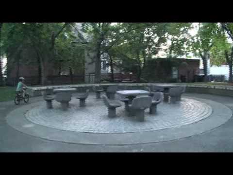 Neighborhoods within neighborhoods: Holstein Park and Senior Citizens Memorial Playlot Neighborhoods within neighborhoods: Holstein Park and Senior Citizens Memorial Playlot