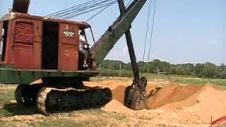 preview picture of video 'Bucyrus Erie Shovel'